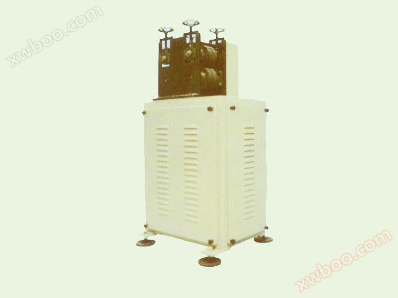 Rubber roller traction machine